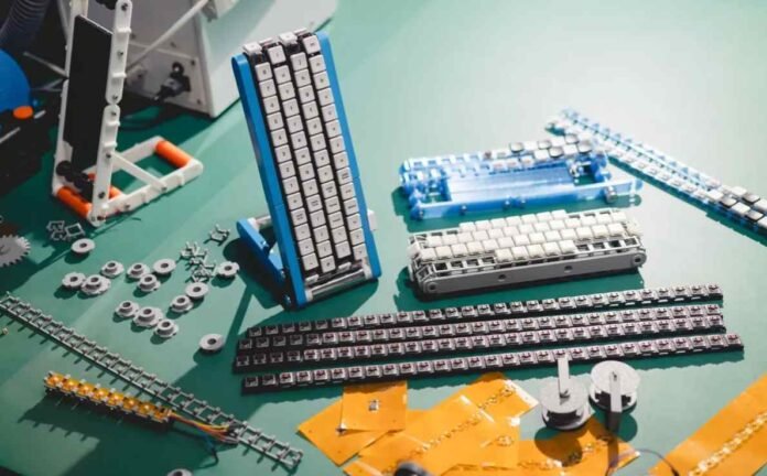 Google Reinvents the Keyboard With 116 Keys That Move Towards Your Fingers